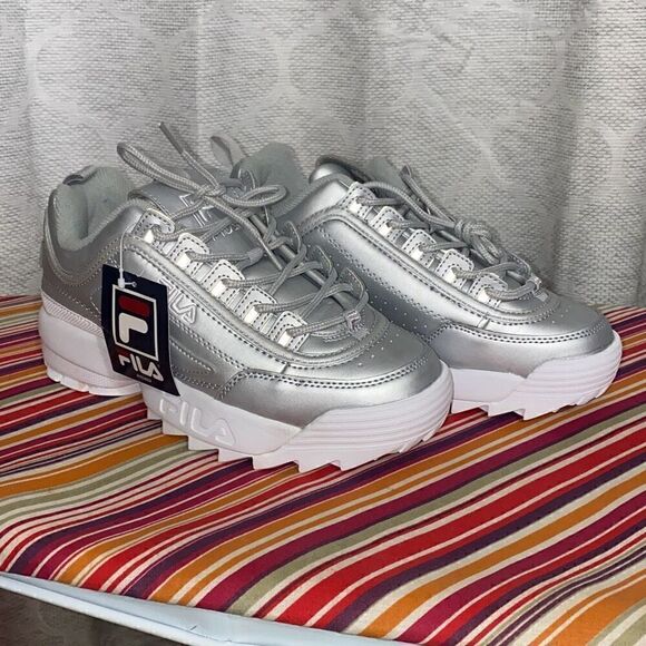 FILA Disruptor 2 Premium metallic low lace up sneakers NWT size 8 - Picture 2 of 10